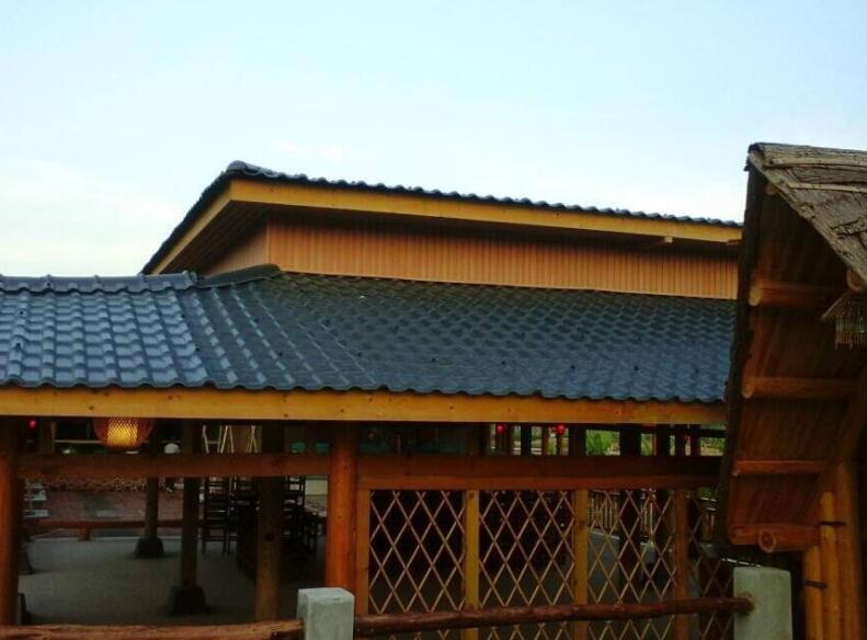 今年新型建材以蘭州樹脂瓦作為代表，很多文旅項(xiàng)目都在使用，原因竟然是這！